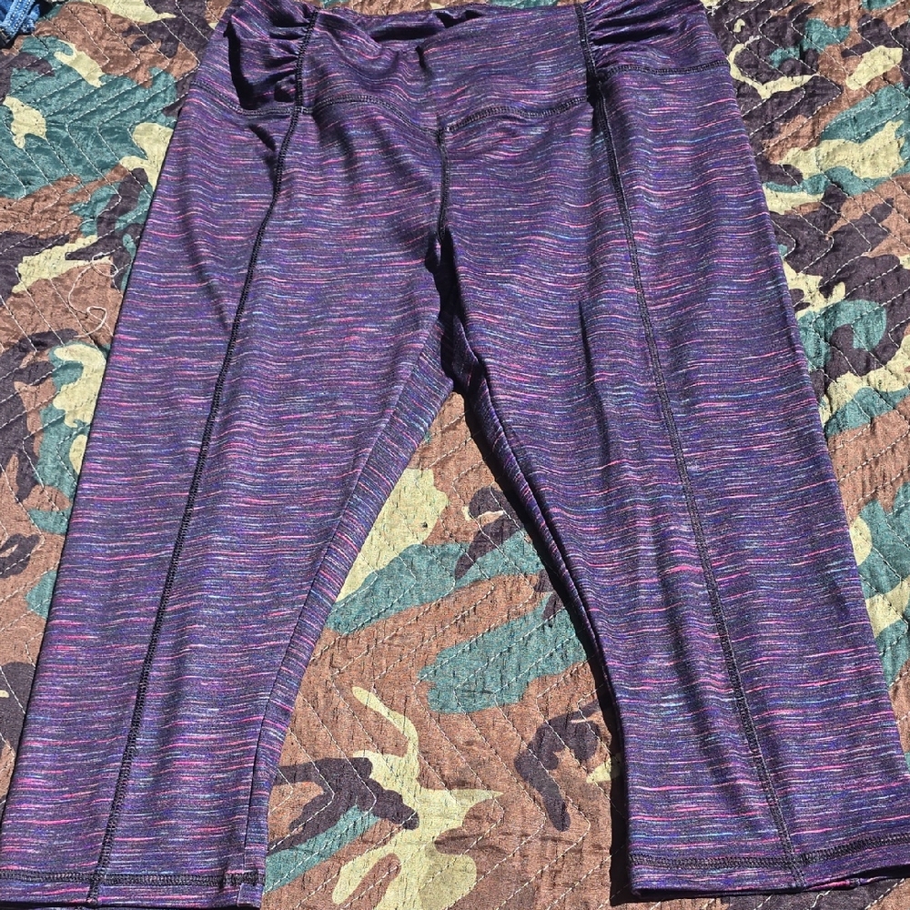 Maurices Purple Space-Dye Capri Leggings In Motion Large